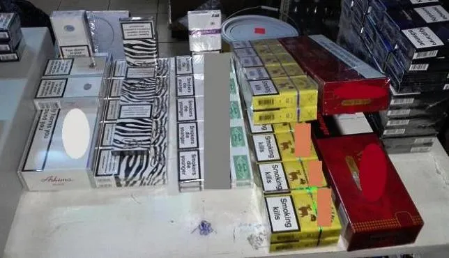 Dosar penal pentru o femeie prinsă cu țigări de contrabandă