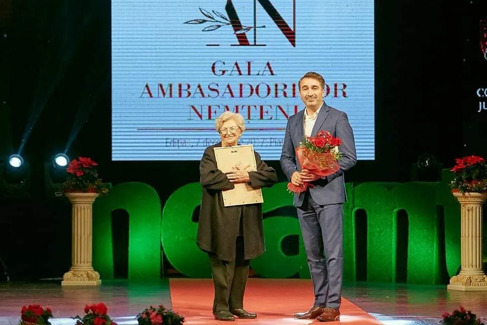 Draga Olteanu Matei va fi sărbătorită cu public la Cinema Dacia din Piatra-Neamț
