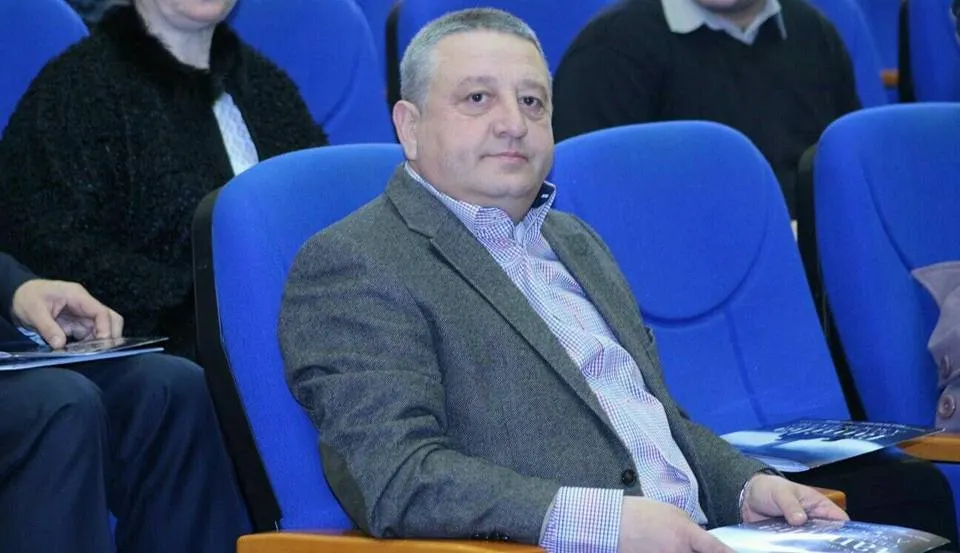 Tribunalul Neamț îi dă câștig de cauză lui Laurențiu Dulamă