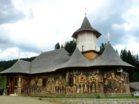 Peste 1.100.000 lei pentru unitățile de cult din județul Neamț
