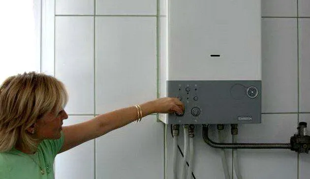 Bani de la primărie pentru cei care nu mai beneficiază de sistem de încălzire centralizat