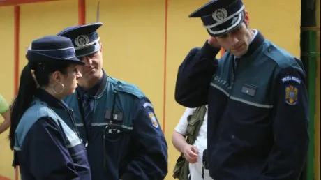 Peste 600 de poliţişti nemțeni se vor afla în stradă, pe toată durata minivacanței