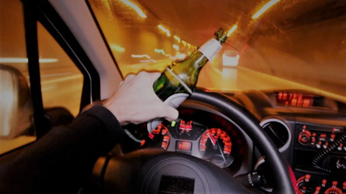 Două accidente produse de șoferi aflați sub influența alcoolului