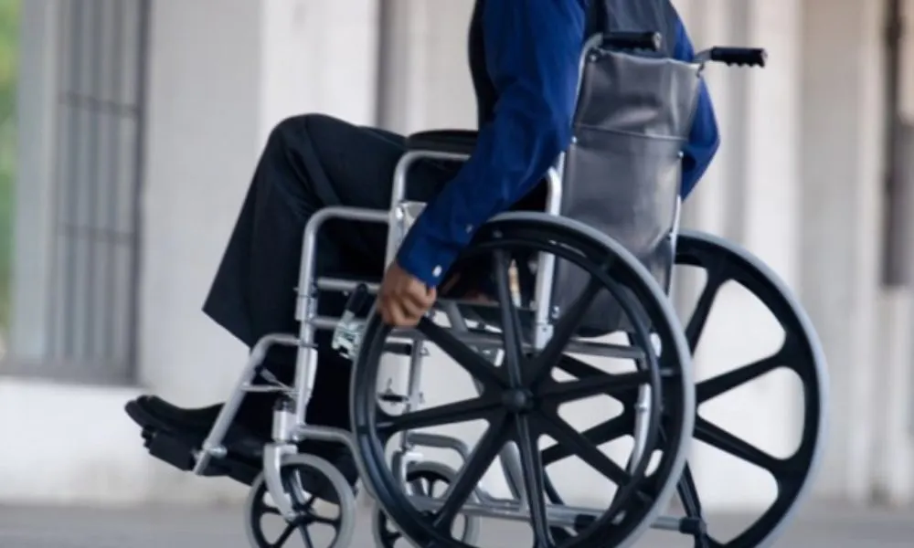 Întârzieri la plata drepturilor cuvenite persoanelor cu dizabilități