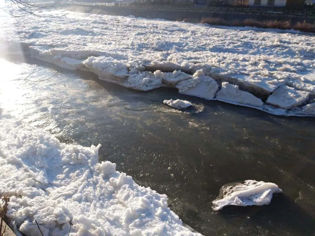 Zăporul de pe râul Bistrița are aproape 4 kilometri lungime