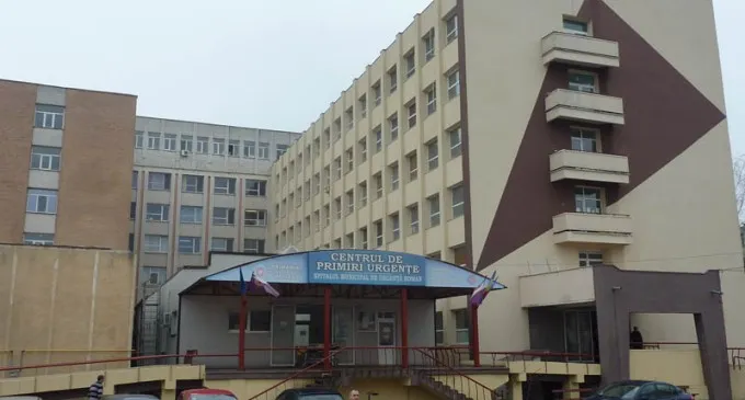 Bani de la județ, pentru spitalele din Roman