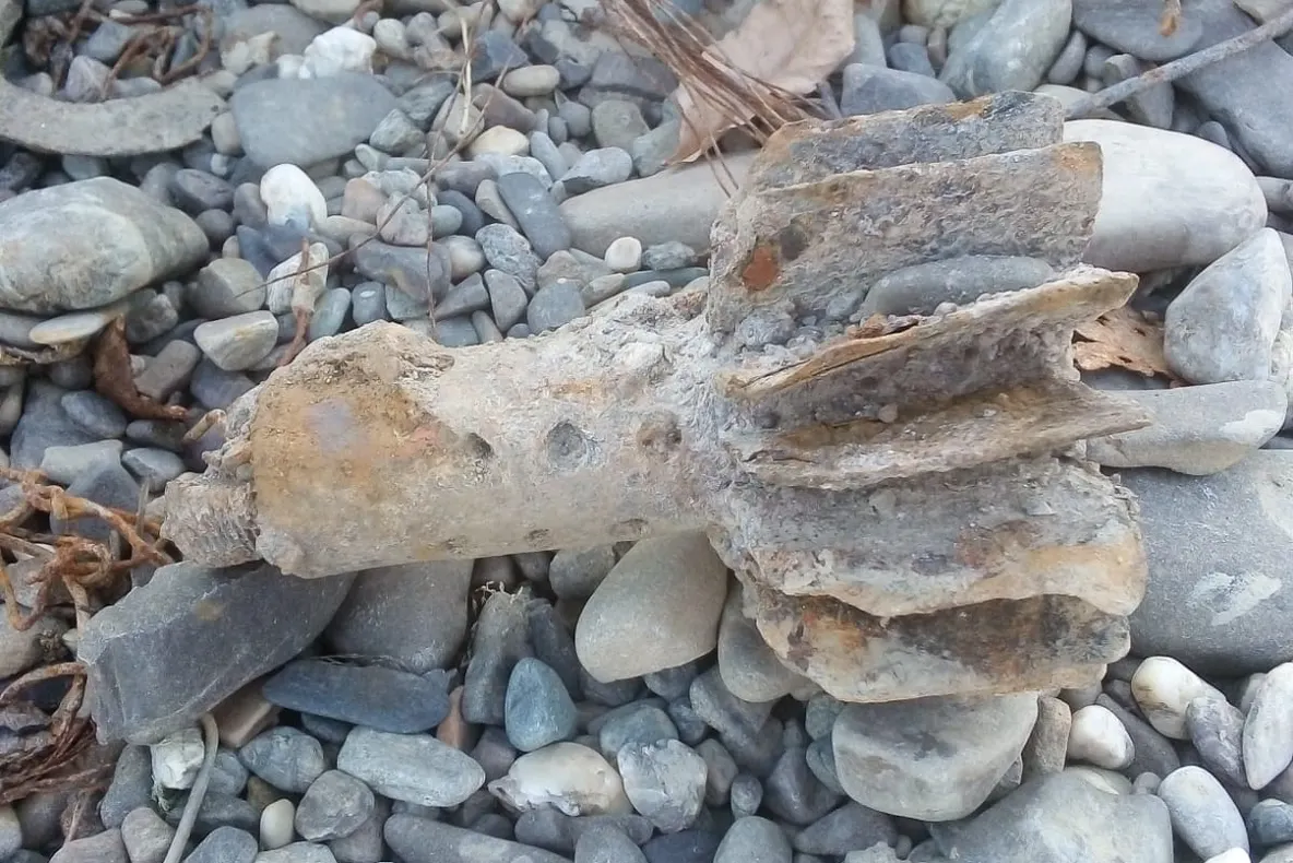 Stabilizator pentru lovitură de aruncător, găsit într-o balastieră