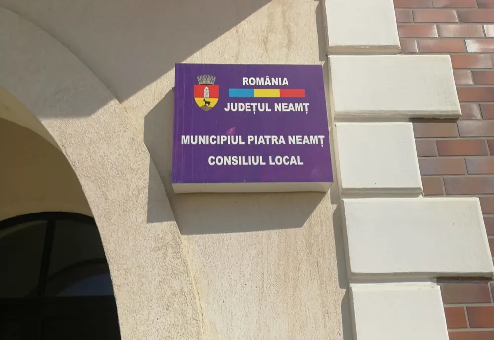 Taxe și impozite majorate la Piatra-Neamț doar cu rata inflației