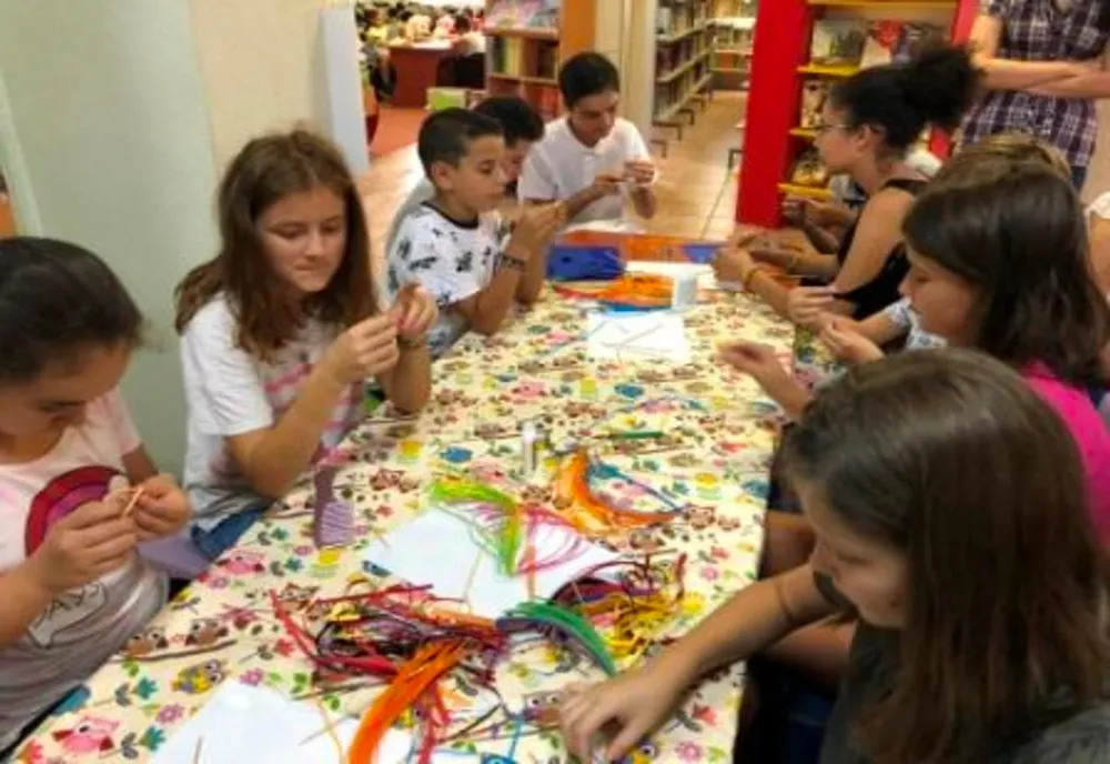 Ateliere creative pentru copii, la Biblioteca Județeană