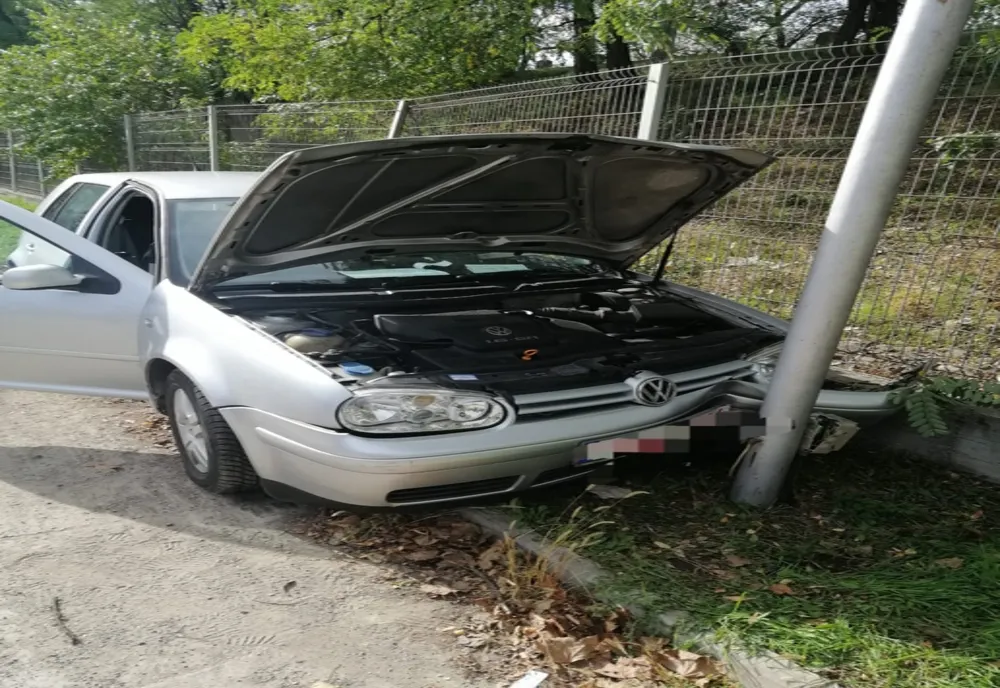 Accident în curtea RAR (FOTO)