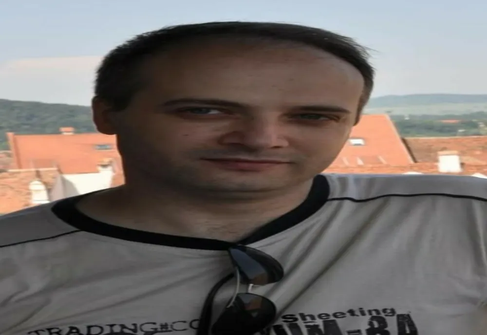 Un român din Belgia oferă cazare pentru rudele doctorului erou din Piatra-Neamț