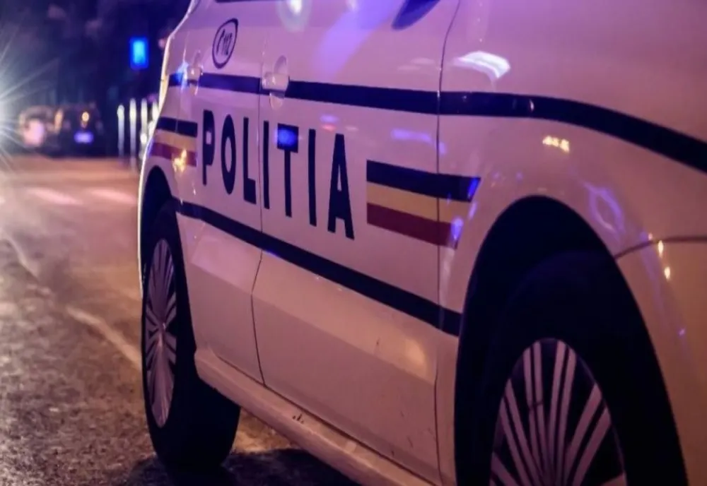 Oprit la timp de polițiști. Un șofer a pus participanții la trafic în pericol