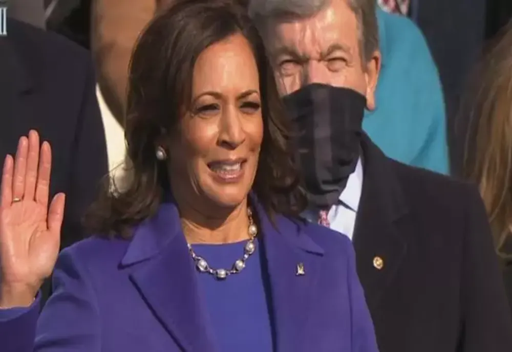 ZI ISTORICĂ în România: Numărul 2 de la Casa Albă vine la București în contextul RĂZBOIULUI. Kamala Harris, față în față cu Klaus Iohannis