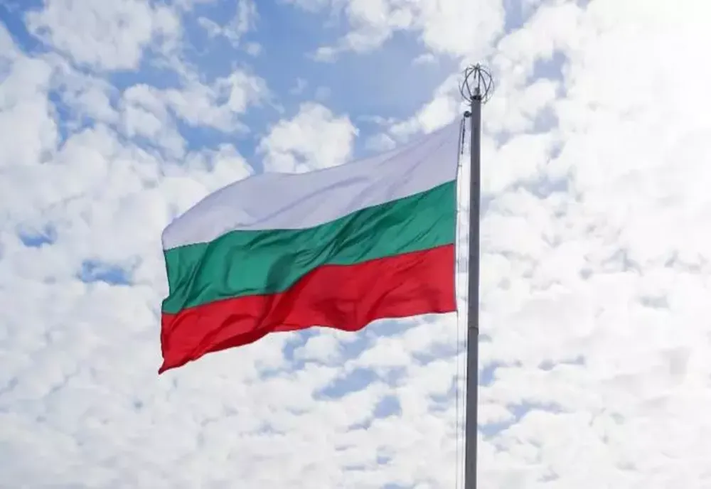 Bulgaria este însă cu un pas înaintea României! Sofia pregătește aderarea la euro, noi așteptăm Schengen