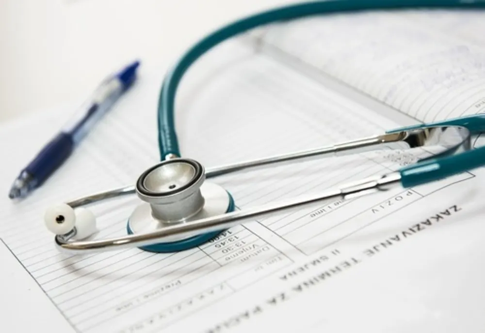 Noi servicii medicale pentru boli grave, disponibile de la 1 Iulie, inclusiv pentru persoanele neasigurate