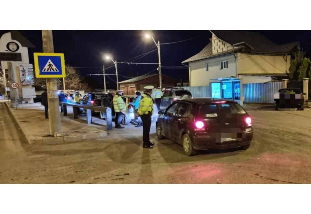 Razie de aploare pe drumurile din județul Neamț! Au fost efectuate 12 testări drug test și 349 de testări cu aparatul etilotest, fiind reținute 10 permise de conducere.