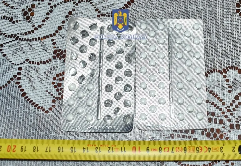 Bănuită de săvârșirea infracțiunii de înșelăciune, o femeie a fost reținută de polițiști