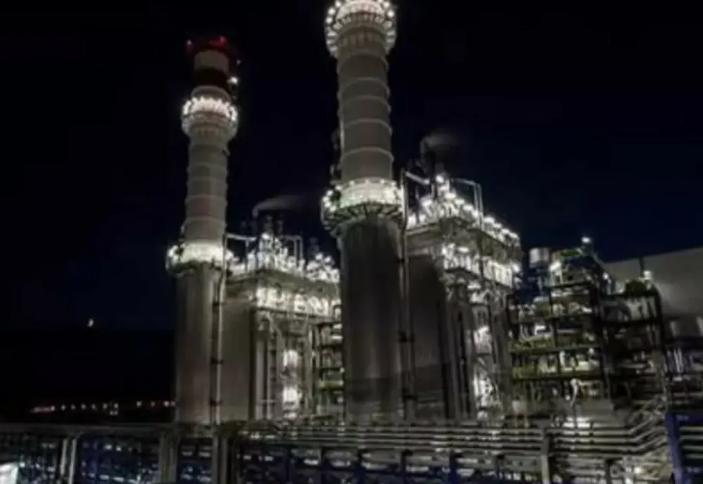 Centrala electrică de la Brazi, repornită parțial. Ministrul Energiei: „Începe să injecteze 300 MW în Sistemul Energetic Național”