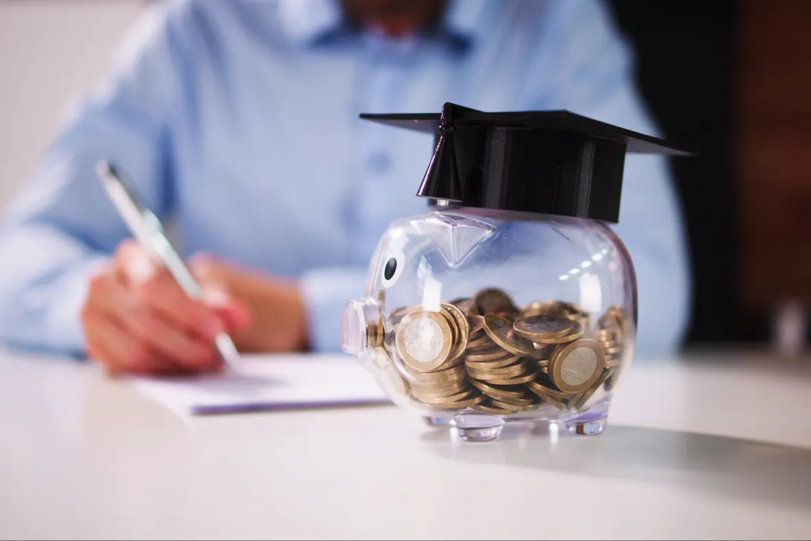 Studenții îi cer lui Siegfried Mureșan revenirea la reducerea de 90% la tren