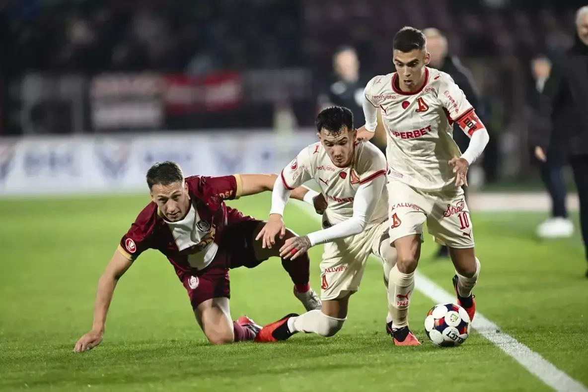 Dinamo, remiză dramatică pe terenul lui CFR Cluj. Echipa lui Șumudică a condus cu 2-0
