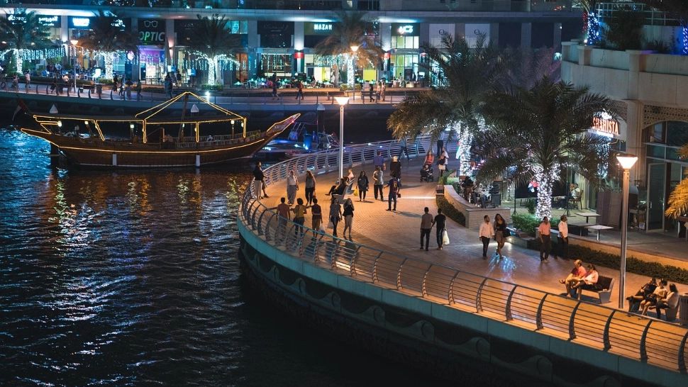 Încă 30 de elevi și profesori sunt blocați în Orientul Mijlociu. Semnal de alarmă de la Ministerul Educației