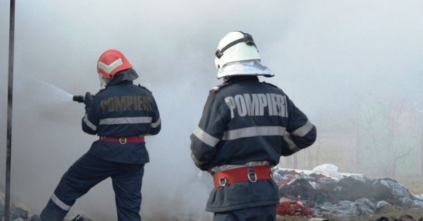 Incendiu la Şcoala de Arte, provocat de o ţigară nestinsă