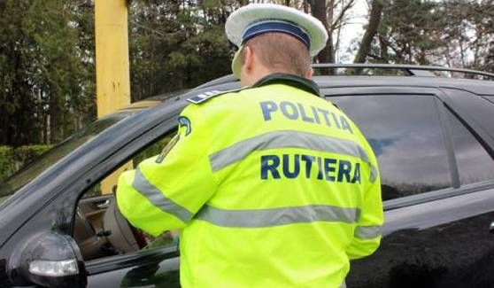 Amendă de 5.000 de lei și 157 de covoare confiscate de la un șofer