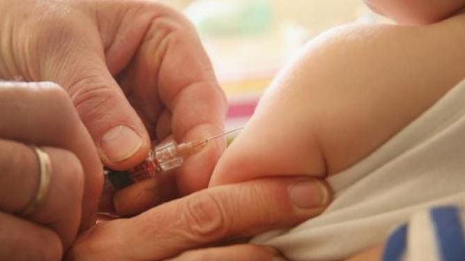 A început campania de vaccinare ROR în Neamț