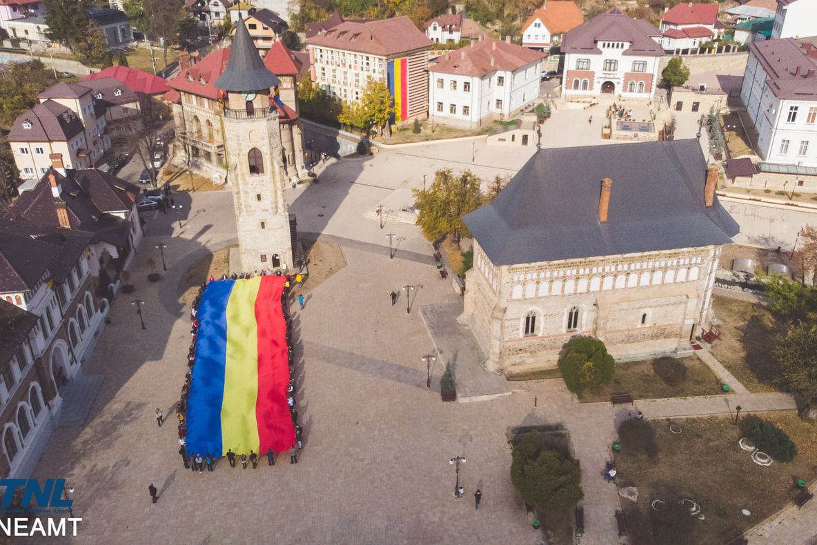 “Caravana Tricolorul” a ajuns la Piatra-Neamț