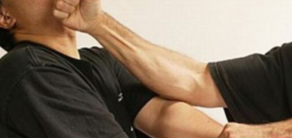 Bărbat lovit cu pumnul, în comă la spital