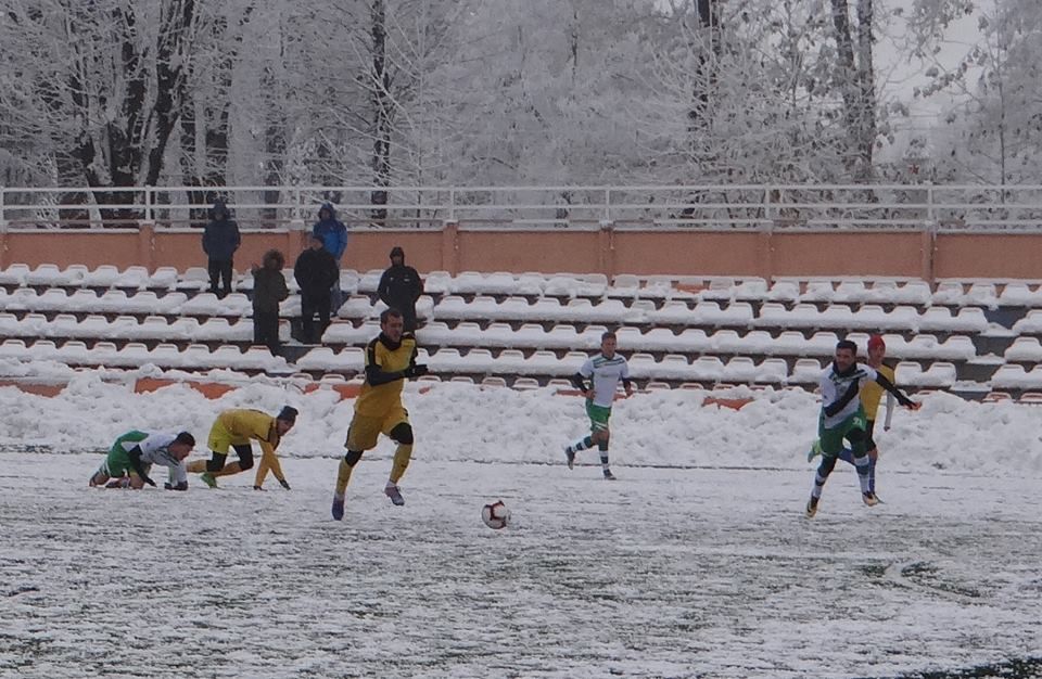 Victorie amicală pe zăpadă