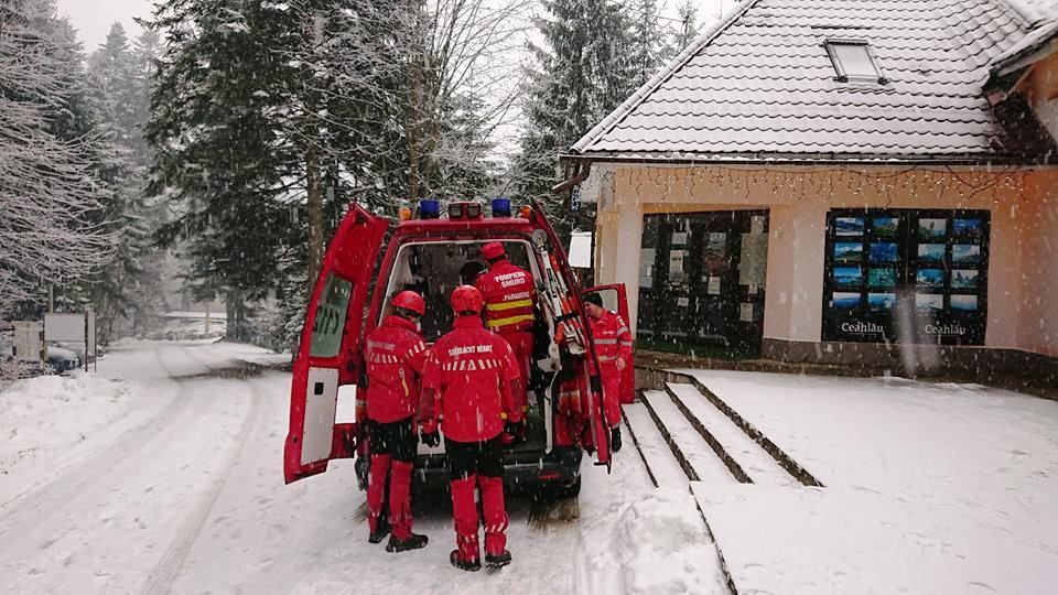 Femeie însărcinată, salvată de pe Ceahlău (FOTO)