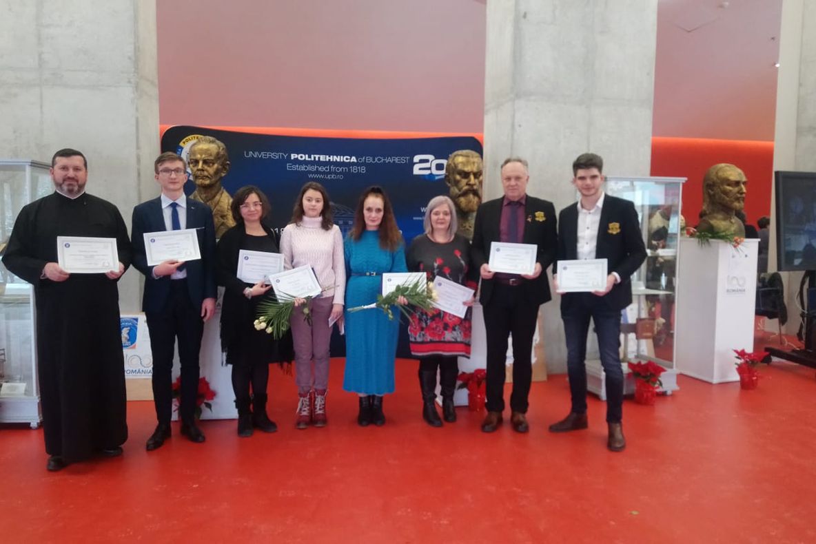 Trei elevi din Neamț, premiați de Ministerul Educației Naționale