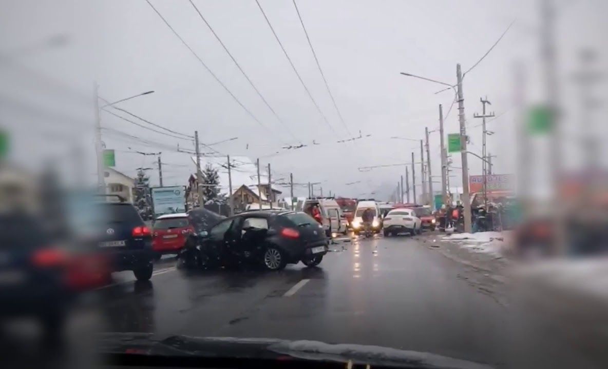 Polițiștii au stabilit cum s-a petrecut acidentul din Dumbrava Roșie (FOTO-VIDEO)