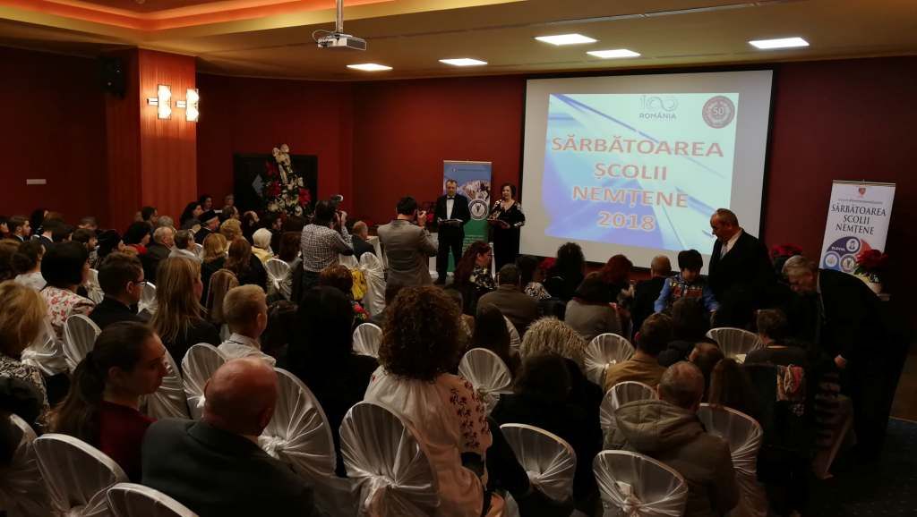 OLIMPICII anului școlar 2017-2018 în Neamț. Lista celor mai buni elevi din județ