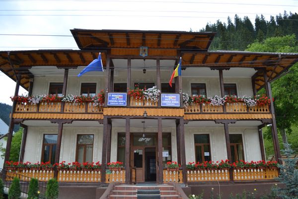 A doua comună din Neamț vrea în alt județ. Motivul, relația cu administrația județeană.
