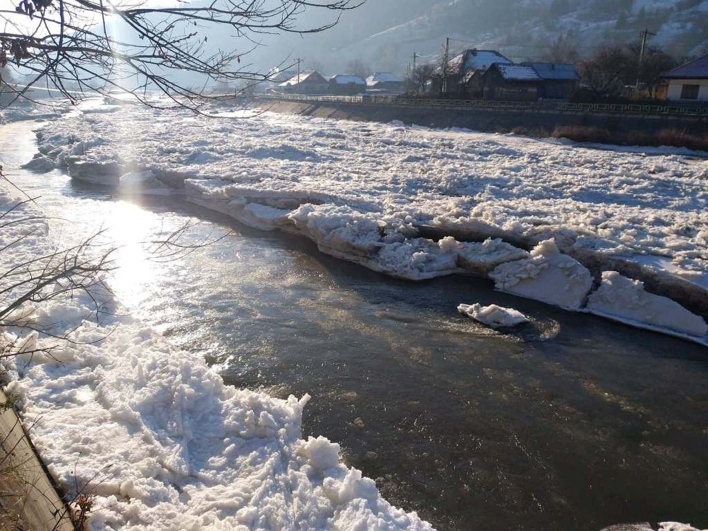 Zăporul a revenit pe Bistrița