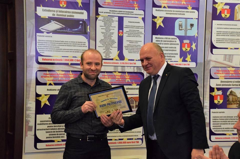 Radu Păltineanu, primul român care a traversat pe bicicletă Americile, felicitat de primar (FOTO)