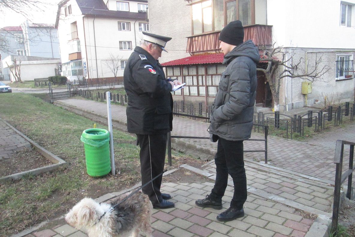 105 persoane legitimate și amenzi de peste 6 500 de lei