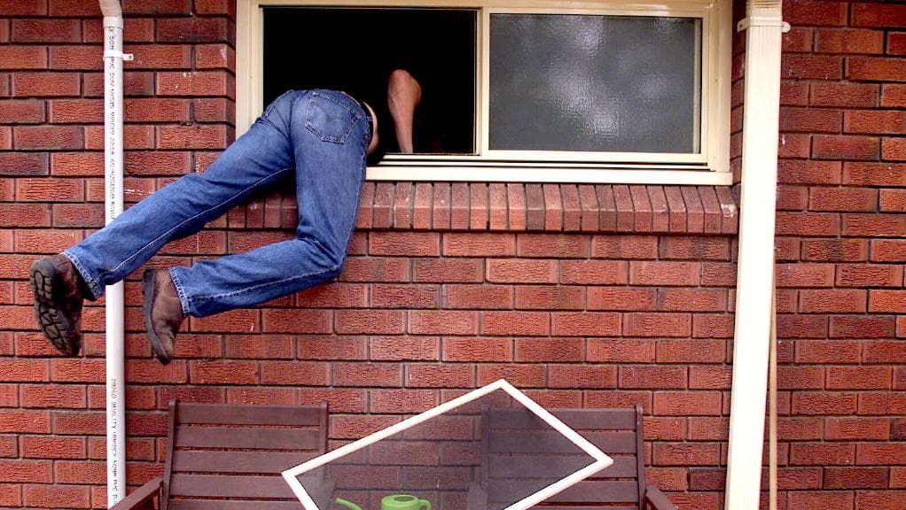 Bărbat reținut  pentru că a încălcat ordinul de protecție