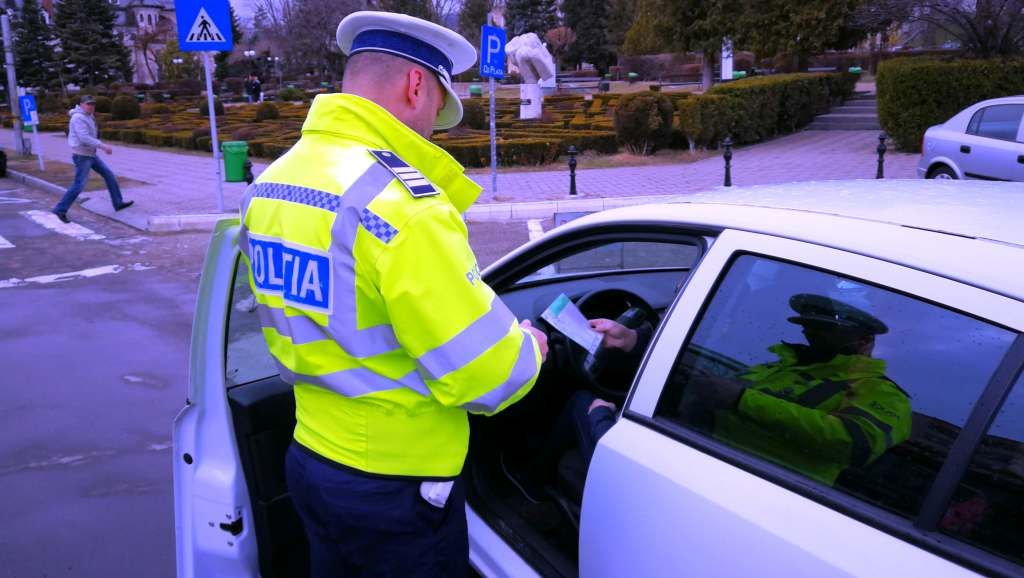 23 de permise reținute într-o singură zi