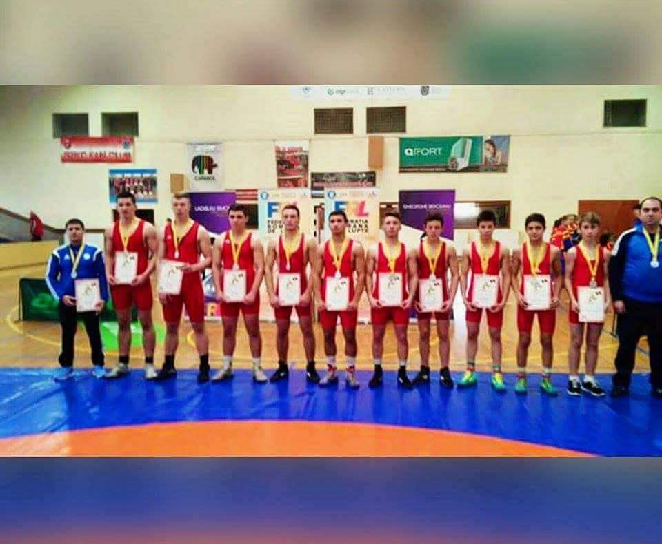 Daniel Potoschi și Codrin Maxim vor reprezenta Neamțul la Campionatul Național de lupte greco-romane, categoria juniori