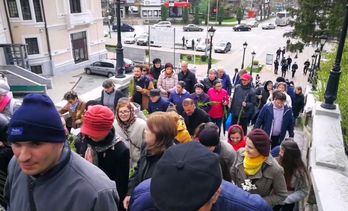 Pelerinaj de Florii la Piatra-Neamț (VIDEO)