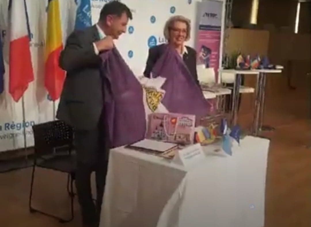 Pact de amiciție între municipiul Roman şi Montluçon (Franța)