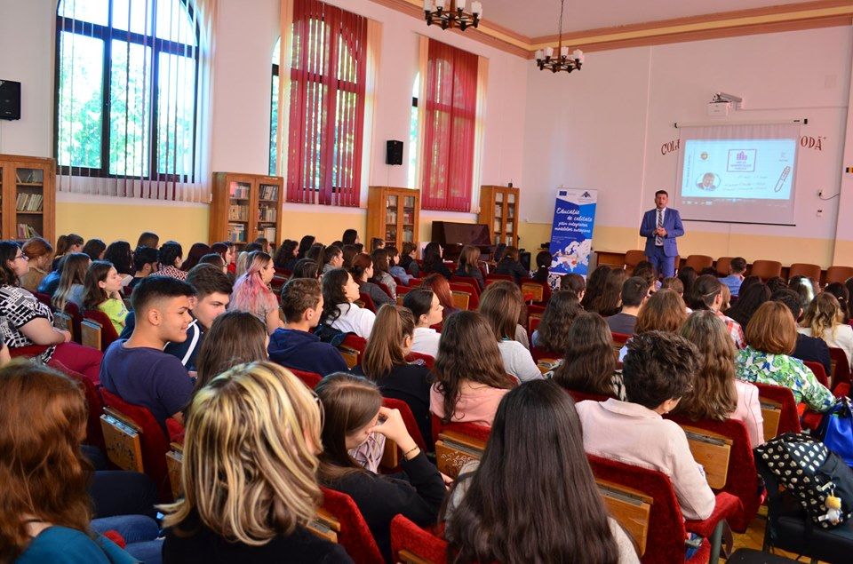 Programul ”Ora de administrație publică” a debutat la Roman