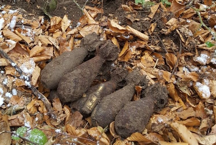 Lovituri de aruncător, descoperite în balastieră