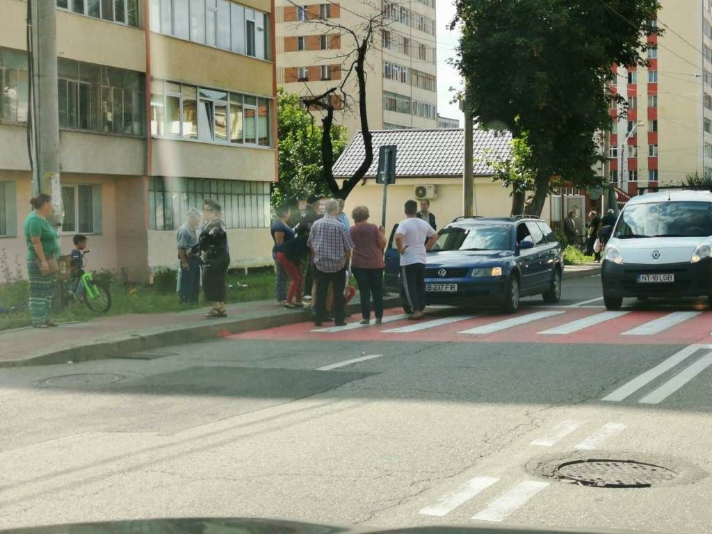 Minoră accidentată pe trecerea pentru pietoni (FOTO)