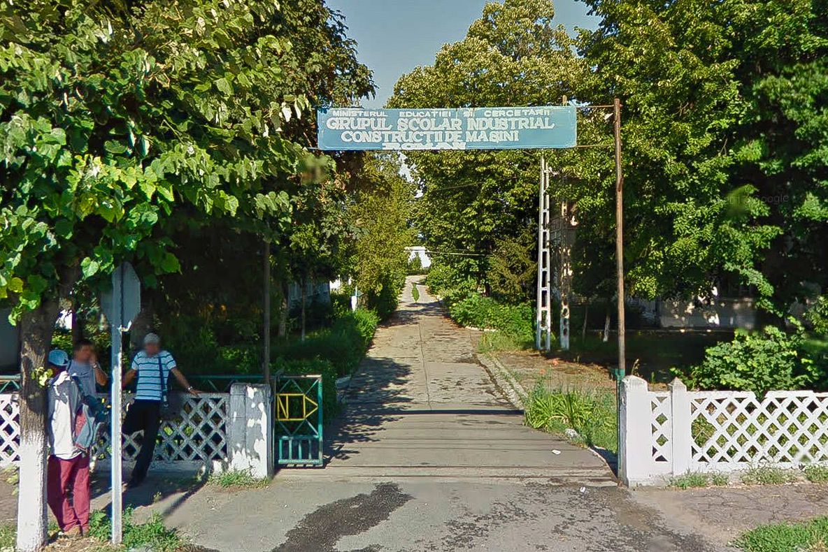 Consiliul Local Roman vrea în administrare cantina și internatul Grupului Şcolar Industrial Construcţii de Maşini