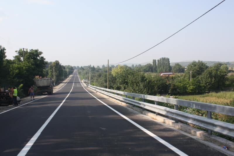 Lucrări de infrastructură rutieră din județul Neamț, finanțate din bani europeni