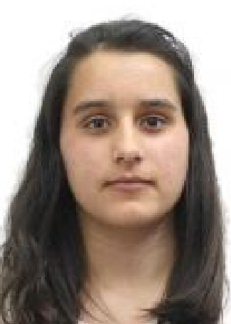 Minora dată dispărută, găsită într-o scară de bloc. Își aștepta părinții plecați în afara țării